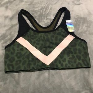 5/$25 Pink Victoria Secret Sport bra